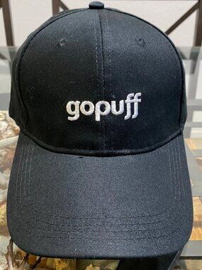 GOPUFF MENS IN BLACK EMBROIDDERED WHITE LOGO STRAPBACK BASEBALL CAP HAT NWOT